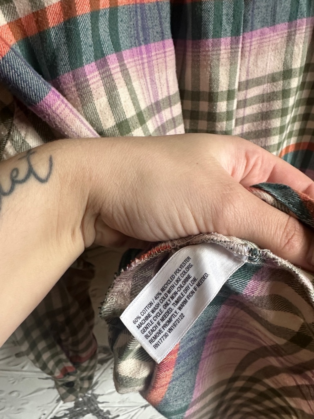 wild fable Multi-Color Plaid Button-Down Shirt - Picture 5 of 5